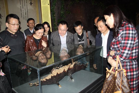 杭州亞運(yùn)會(huì)官方靈芝產(chǎn)品供應(yīng)商|杭州亞運(yùn)會(huì)官方供應(yīng)商|中國(guó)靈芝十大品牌|仙客來(lái)靈芝|仙客來(lái)靈芝破壁孢子粉|仙客來(lái)孢子油|仙客來(lái)靈芝飲片|仙客來(lái)破壁孢子粉|靈芝孢子油|孢子粉|靈芝破壁孢子粉|靈芝|中華老字號(hào)